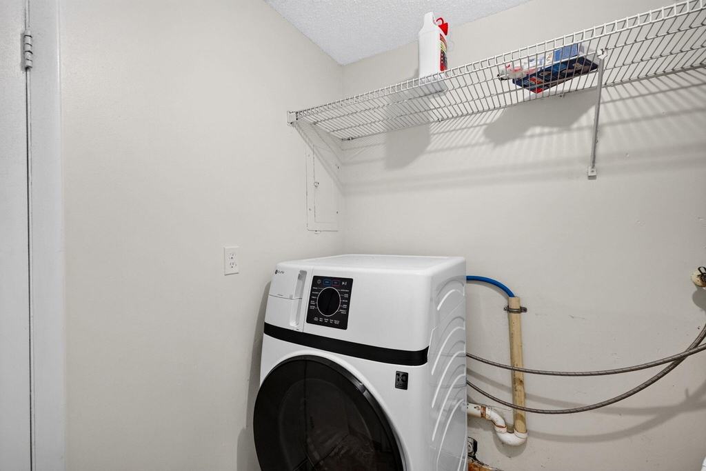 241 Nw 49th Street - Photo 22