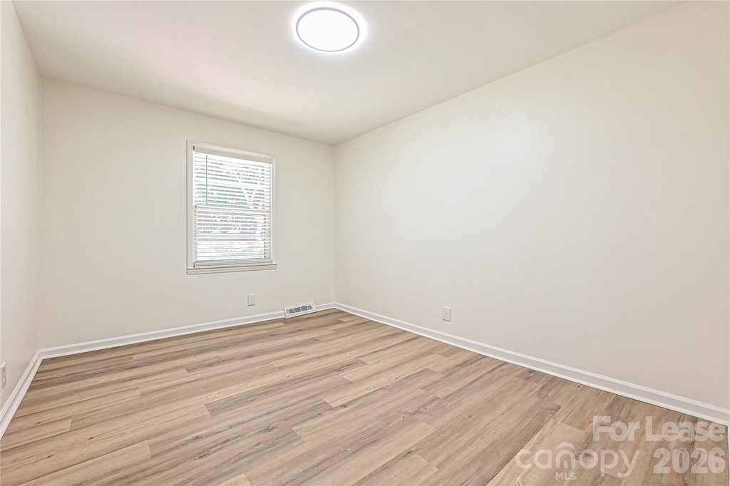 5121 Farm Pond Lane - Photo 19