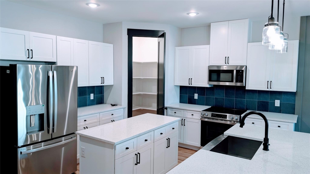 1602 Palladio Loop - Photo 8