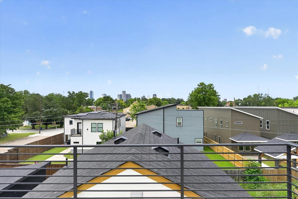 2505 Pennsylvania Avenue - Photo 28