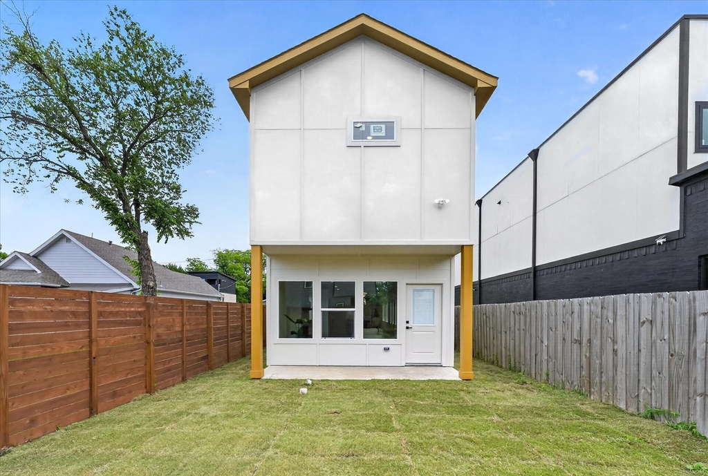 2505 Pennsylvania Avenue - Photo 29