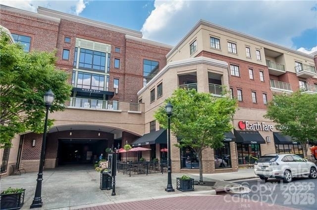 721 Governor Morrison Street - Photo 1