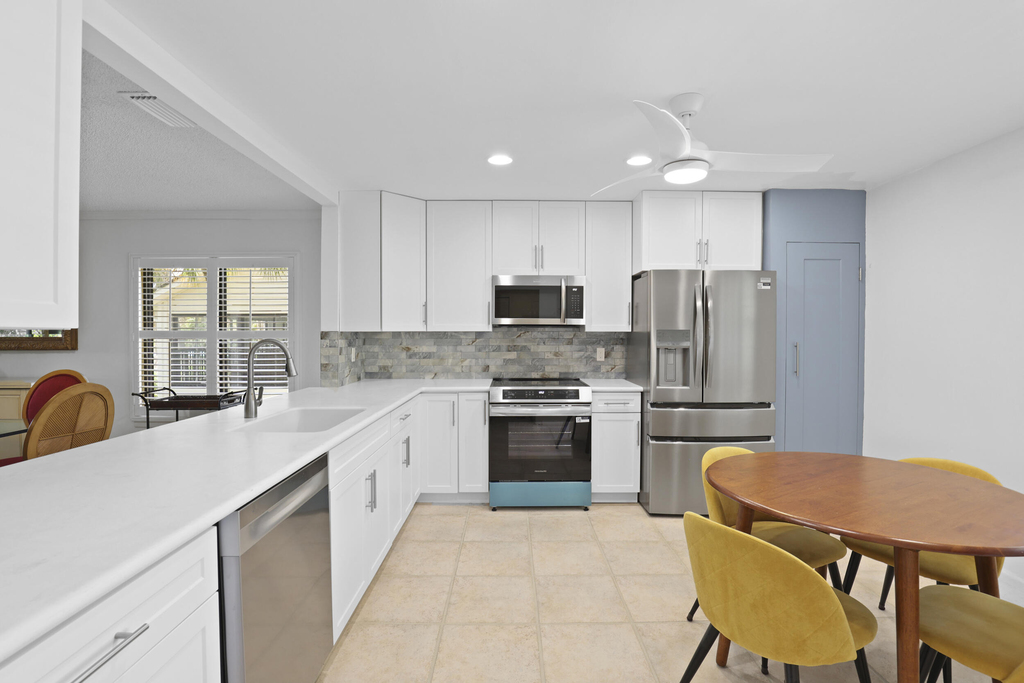 5172 Se Club Way - Photo 7