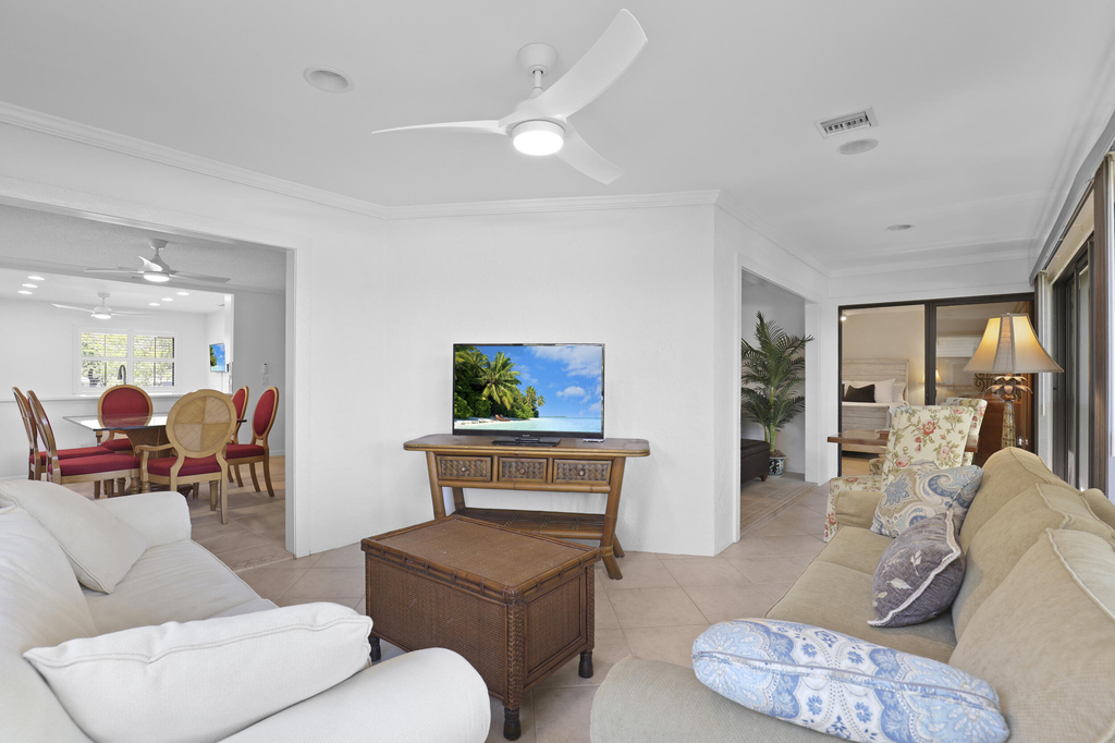 5172 Se Club Way - Photo 13
