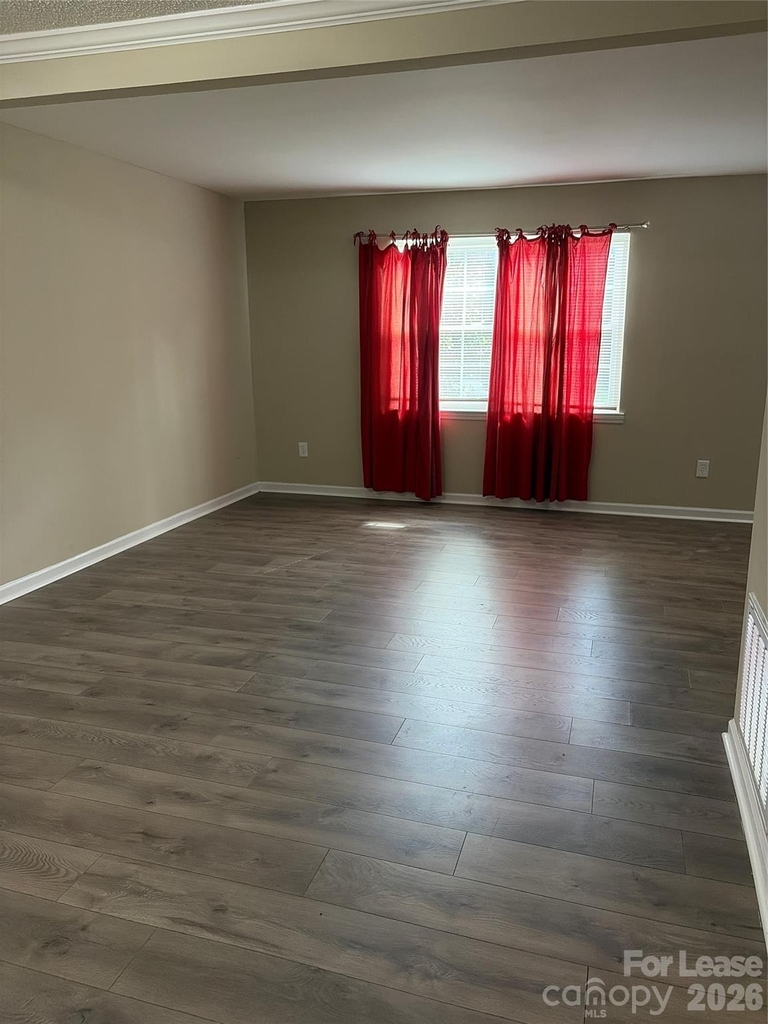 11117 Park Road - Photo 5