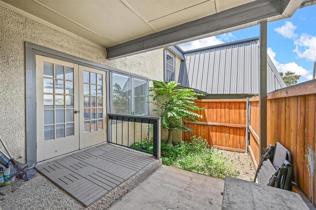 8560 Park Lane - Photo 21