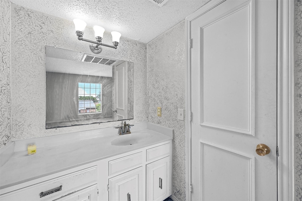 8560 Park Lane - Photo 13