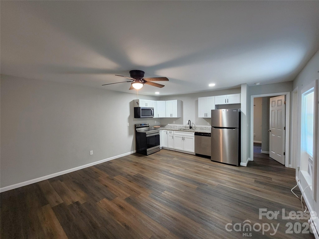161 Cannon Avenue Nw - Photo 2