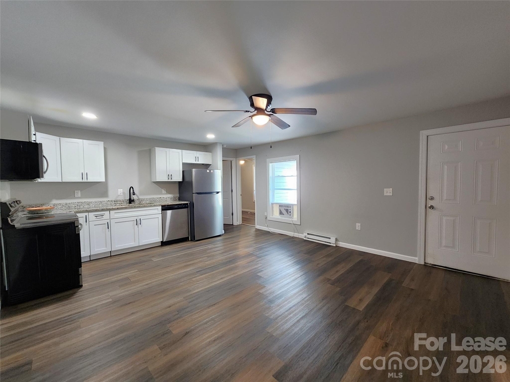 161 Cannon Avenue Nw - Photo 4