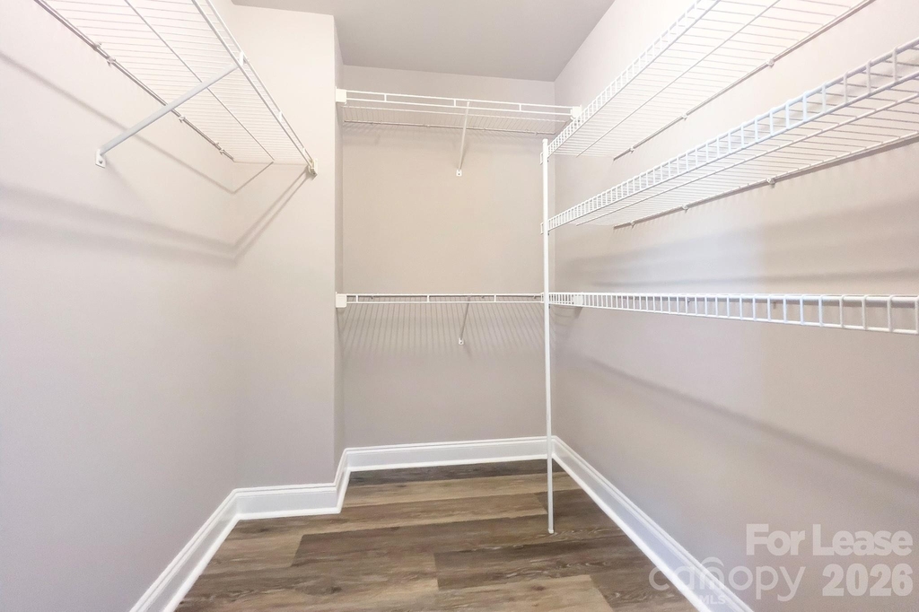 210 S Cedar Street - Photo 19