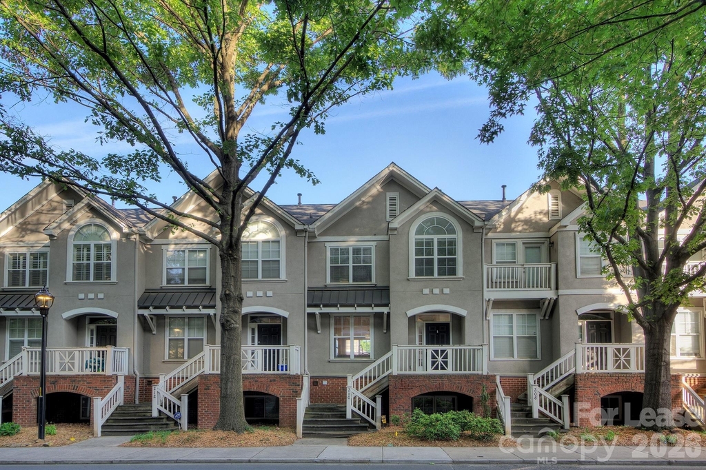 210 S Cedar Street - Photo 0