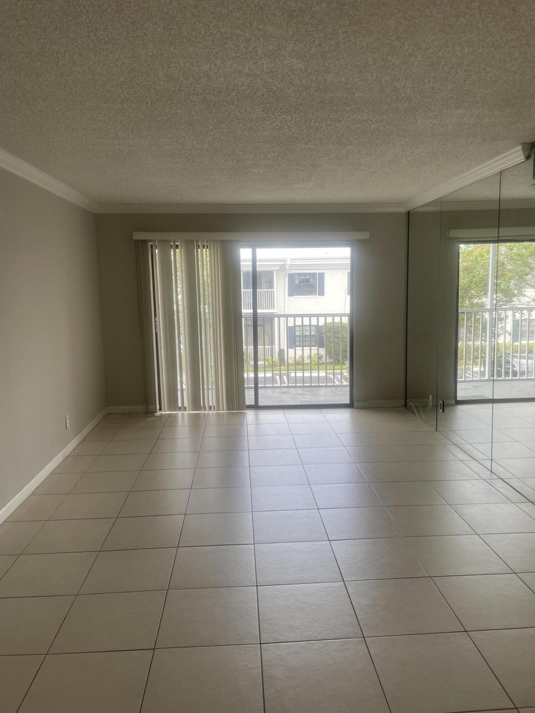 170 Cypress Club Drive - Photo 3