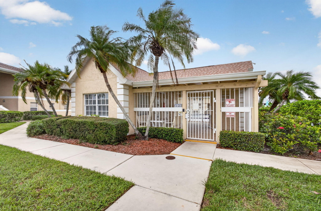 1536 Se Royal Green Circle - Photo 30