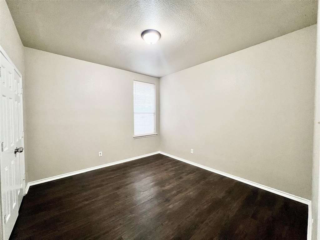 8221 Atherton Street - Photo 7