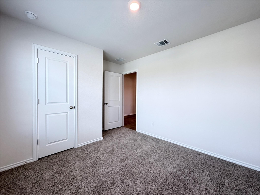 629 Dunham Road - Photo 4