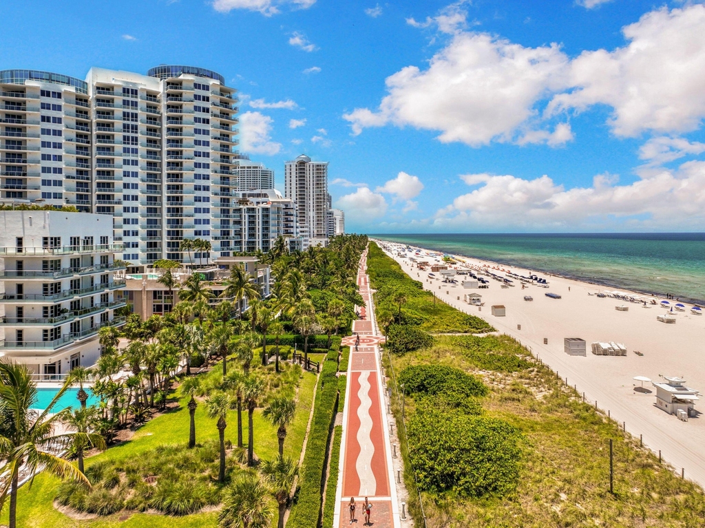 3710 Collins Avenue - Photo 34