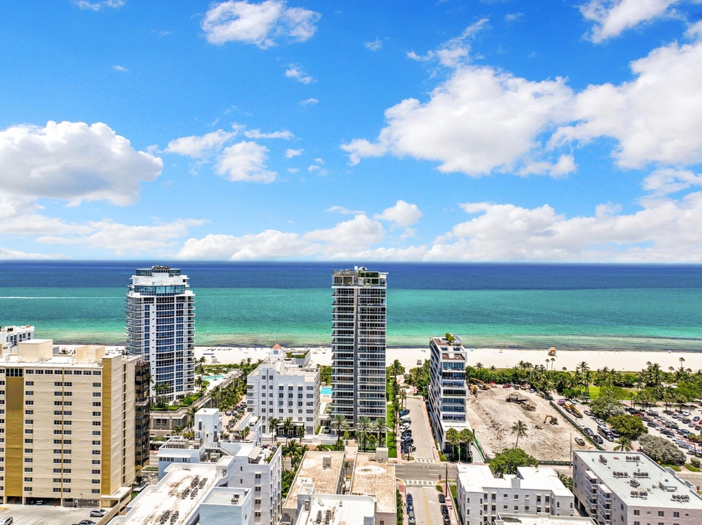 3710 Collins Avenue - Photo 39