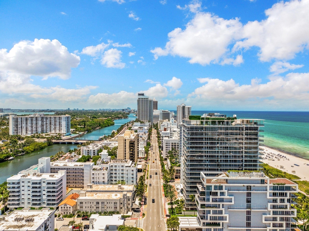 3710 Collins Avenue - Photo 42