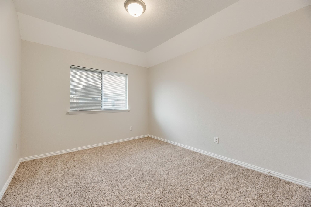1020 Alyssa Lane - Photo 15