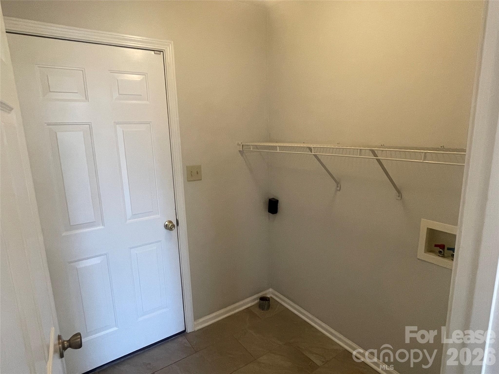 1444 Farmington Hills Drive - Photo 6