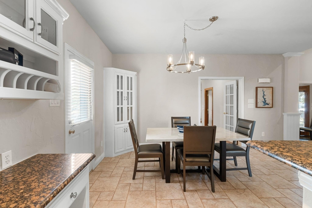 8517 Woodlake Circle - Photo 10