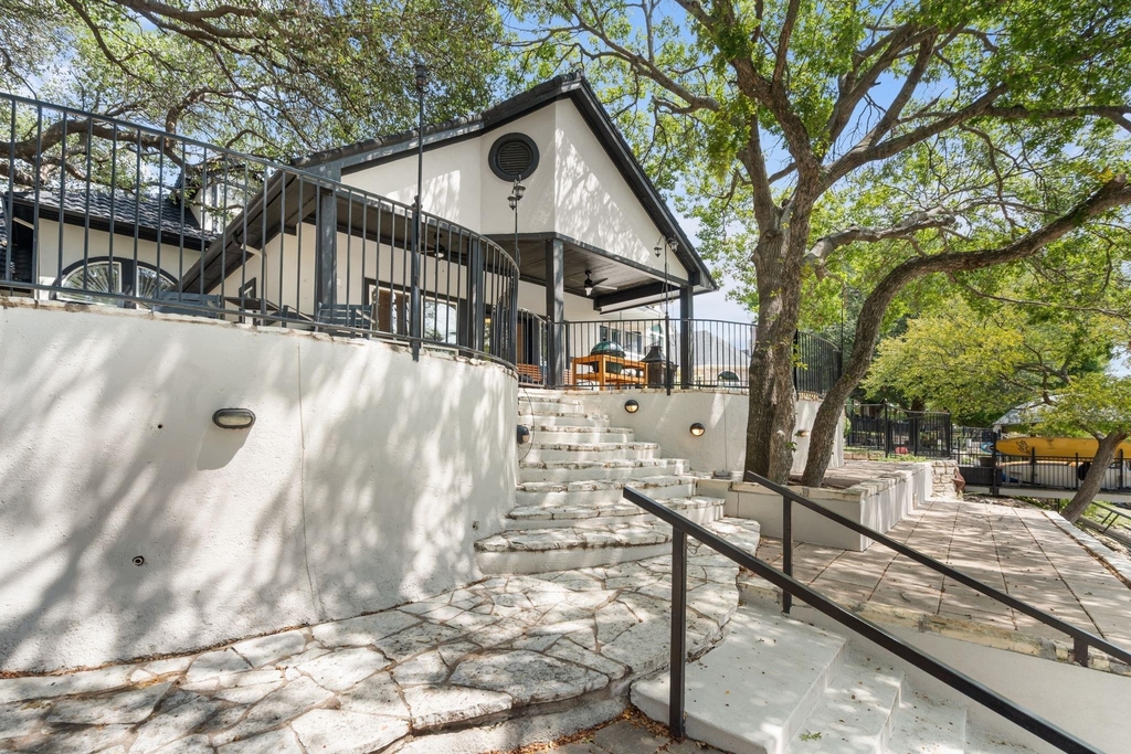 8517 Woodlake Circle - Photo 33
