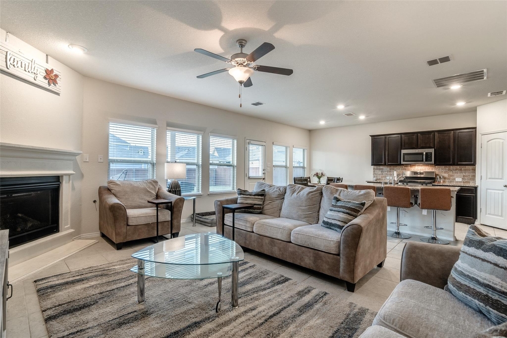 1965 Travertine Avenue - Photo 8