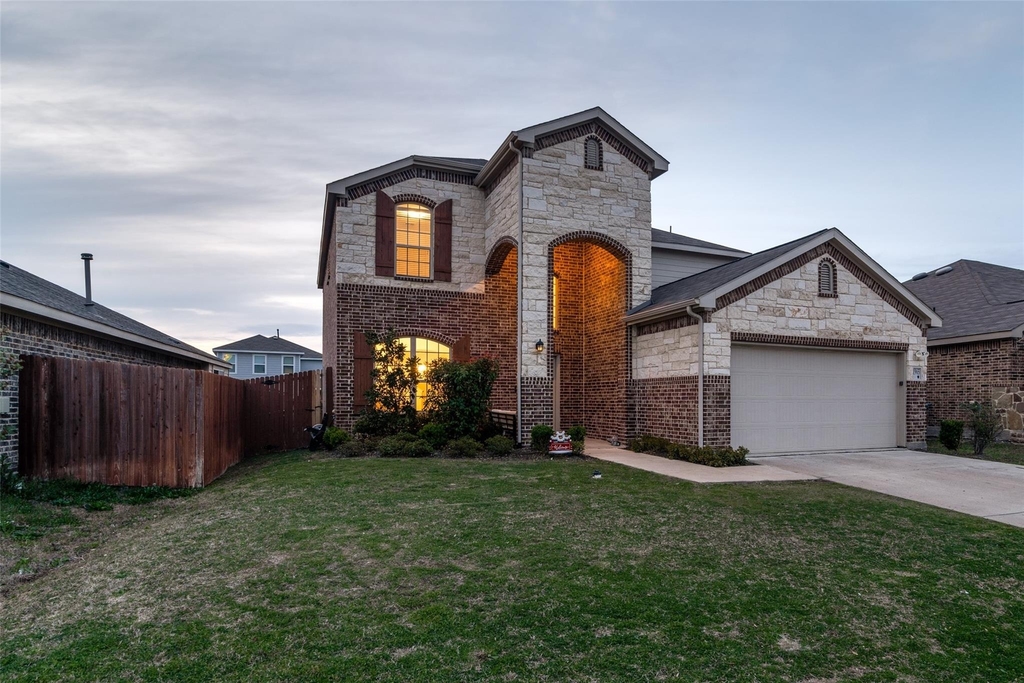 1965 Travertine Avenue - Photo 1