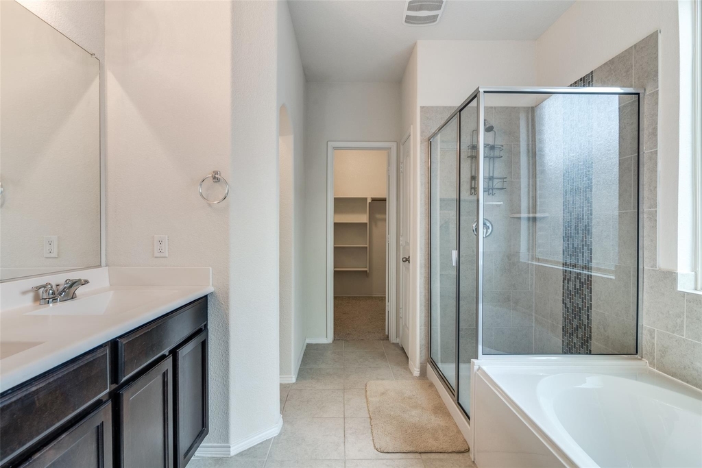 1965 Travertine Avenue - Photo 19