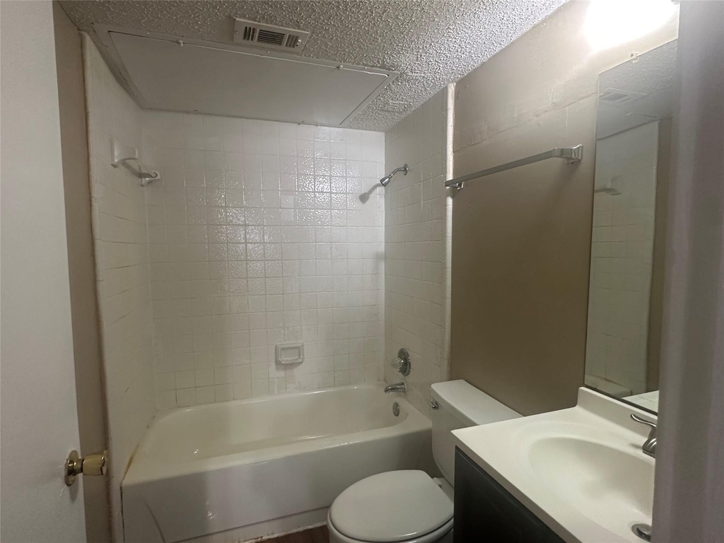 9823 Walnut Street - Photo 7