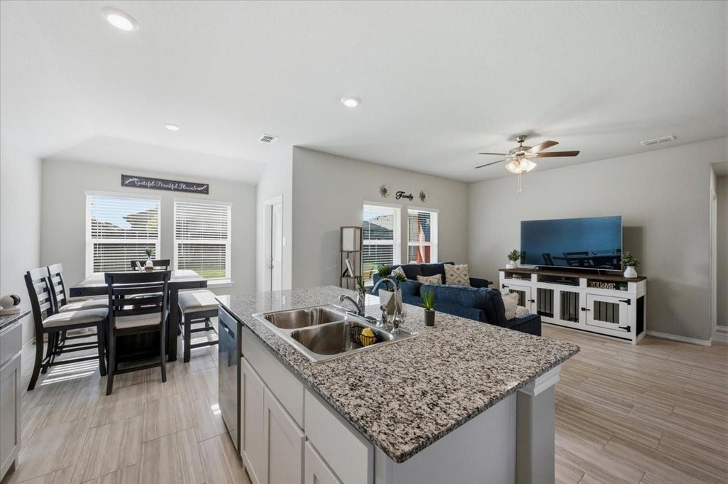 8425 Coffee Springs Drive - Photo 17