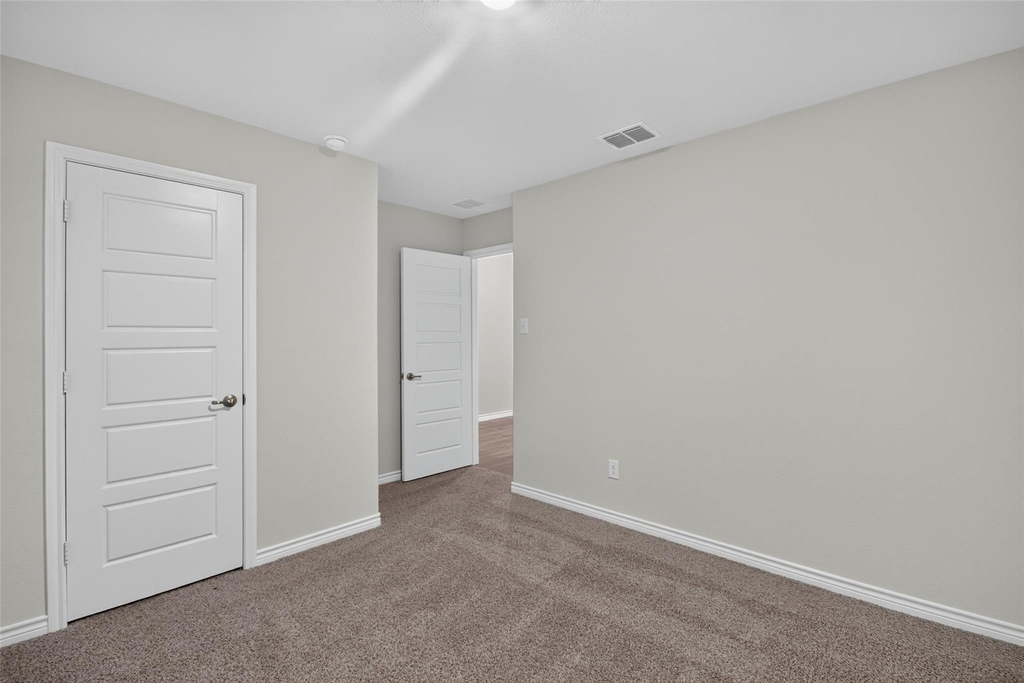2025 Hearn Drive - Photo 16