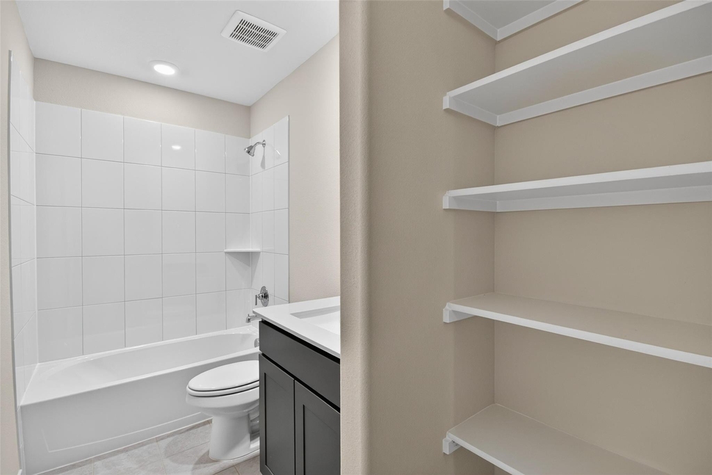 2025 Hearn Drive - Photo 18
