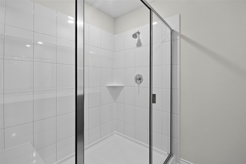 2025 Hearn Drive - Photo 12
