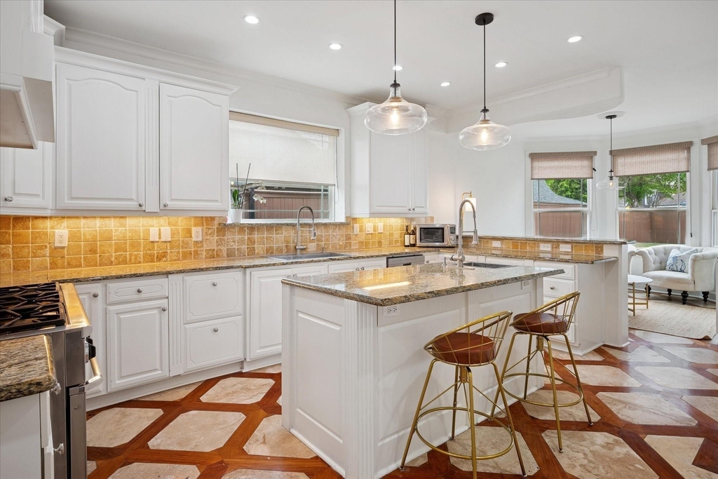 5909 Goliad Avenue - Photo 8