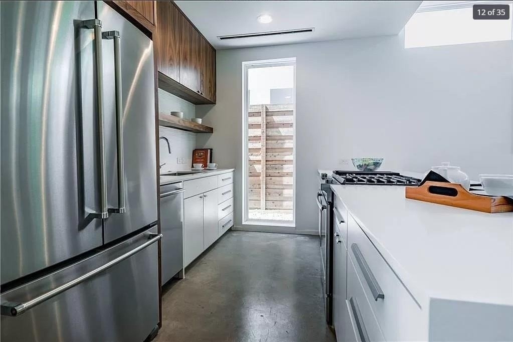 2308 N Prairie Avenue - Photo 11