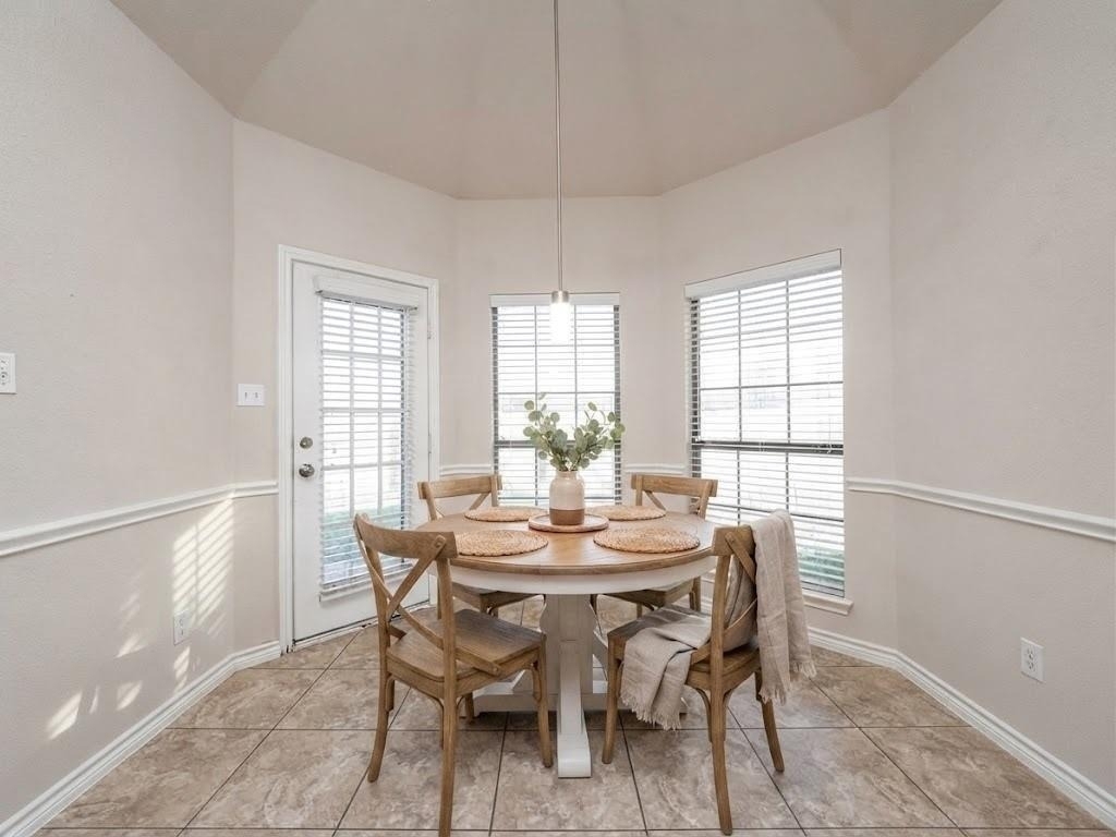 11208 Whispering Brook Lane - Photo 5