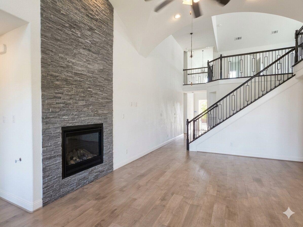 413 Rock Rose Lane - Photo 2