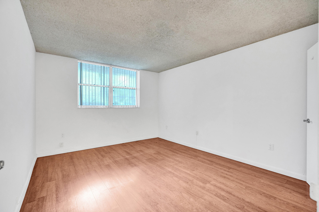 1805 Sans Souci Boulevard - Photo 18