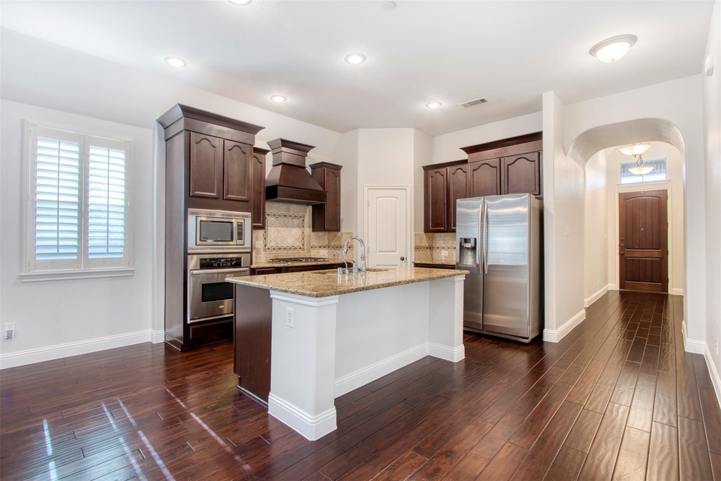 8609 Dewland Drive - Photo 1