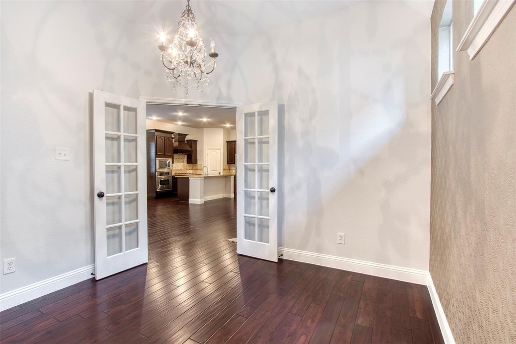 8609 Dewland Drive - Photo 17