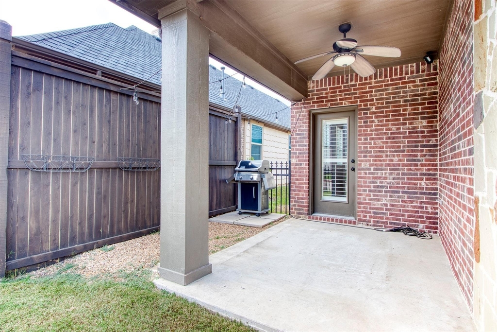 8609 Dewland Drive - Photo 26