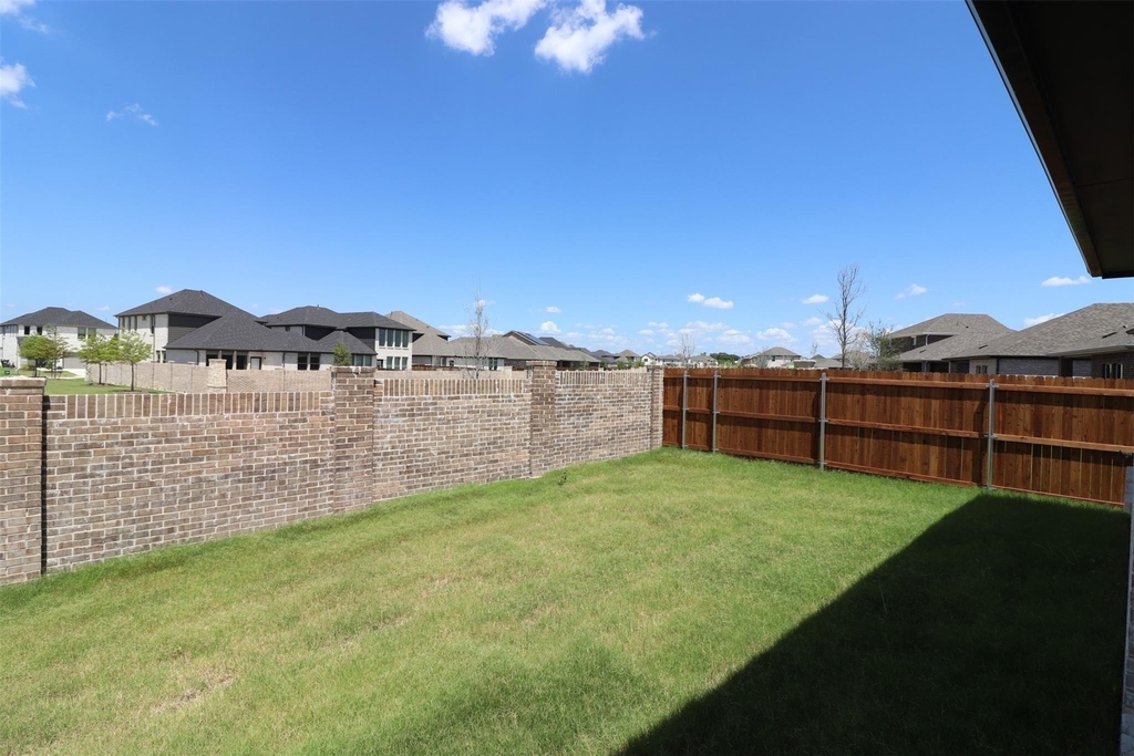 416 Honeyhill Drive - Photo 23