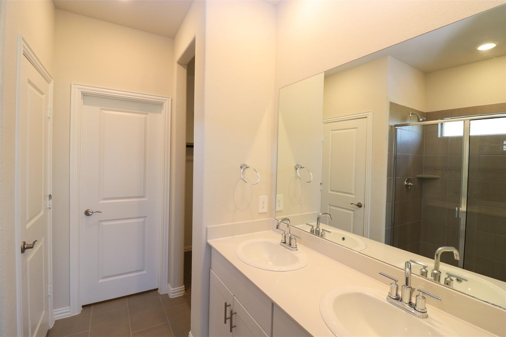 416 Honeyhill Drive - Photo 31