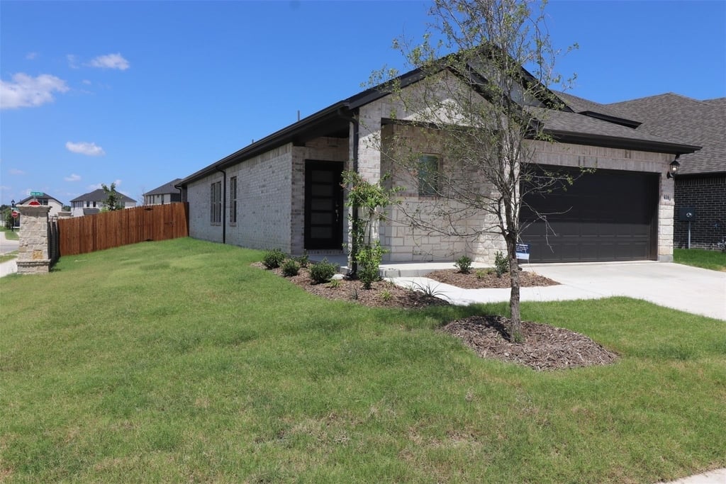416 Honeyhill Drive - Photo 8