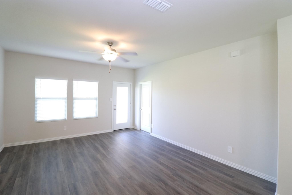 416 Honeyhill Drive - Photo 13