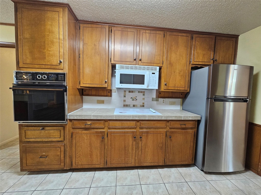 1109 W Redbud Drive - Photo 5