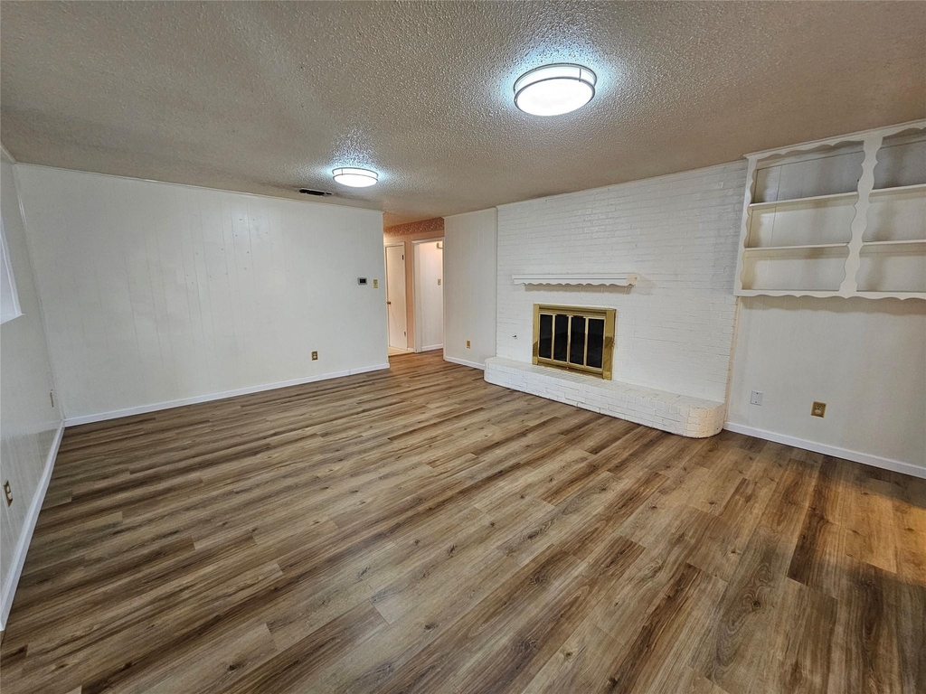 1109 W Redbud Drive - Photo 9