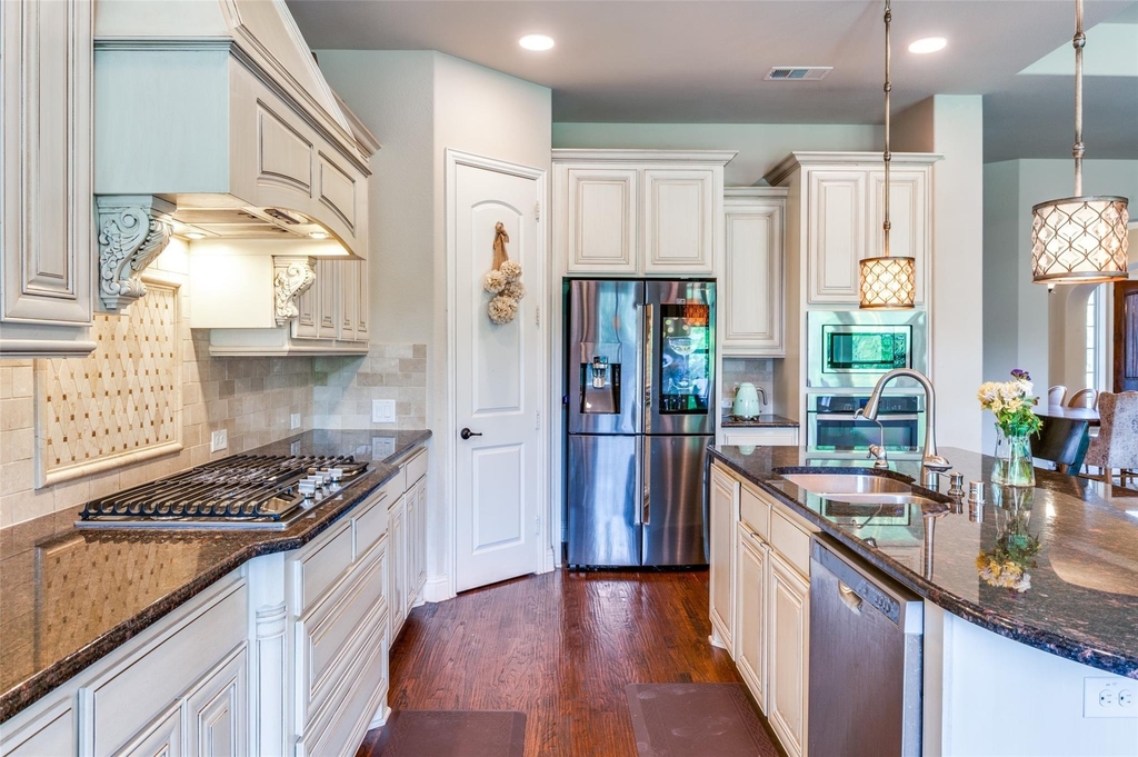 7408 Joshua Tree Trail - Photo 10
