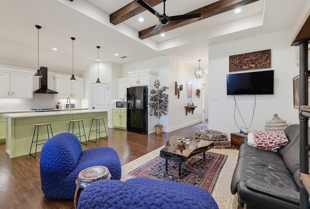 6518 Stadium Drive - Photo 5